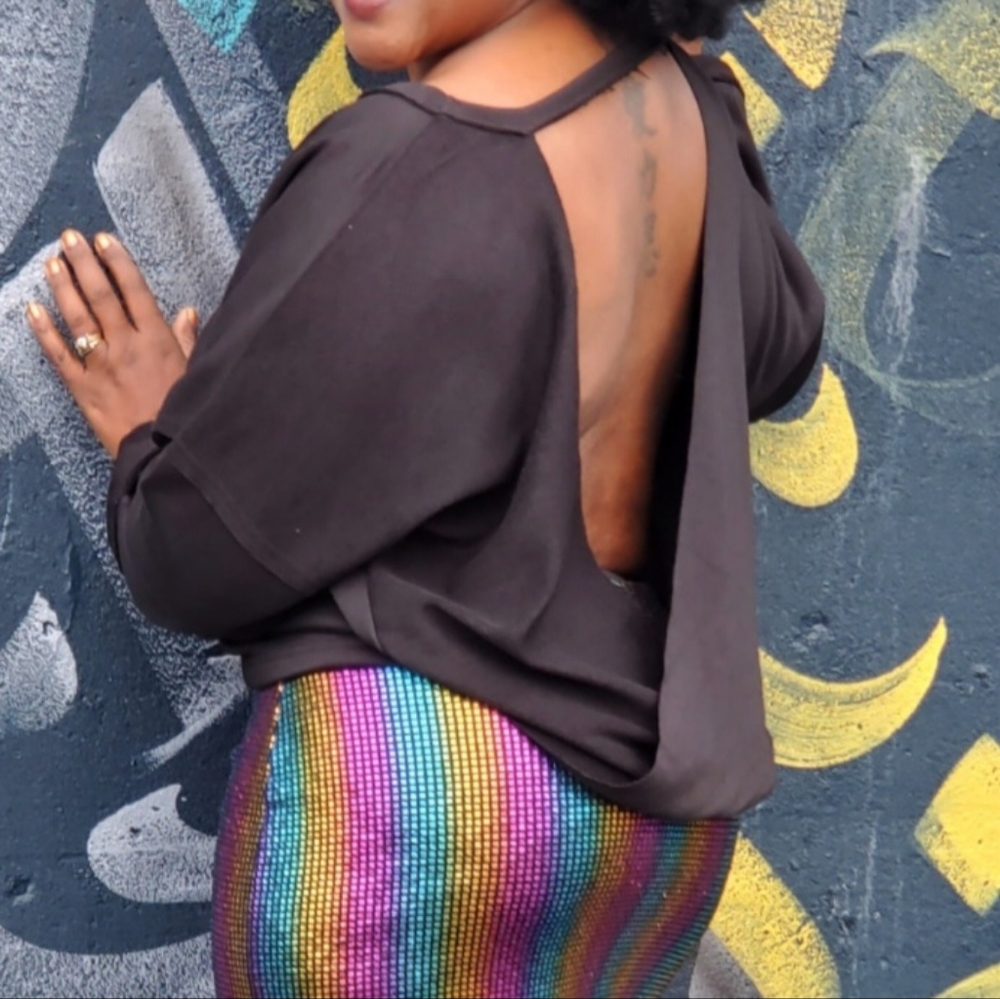 Backless top